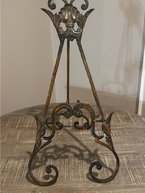 Ornate Metal Display Easel with Antique Finish